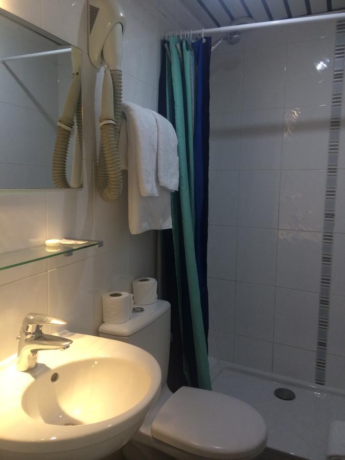 Hotel Cluny Sorbonne Paris Room photo